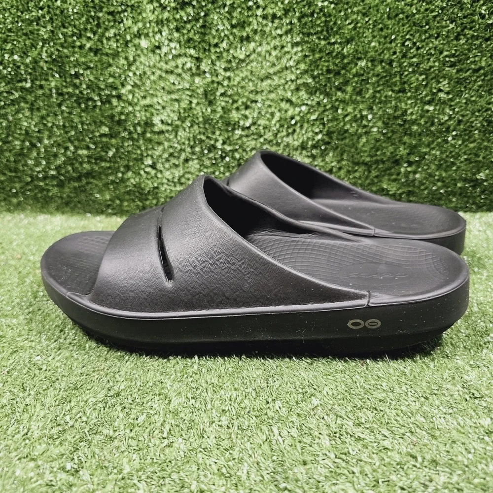 Oofos OOahh Slide Black Recovery Athletic Comfort Sandals Mens Size US 9